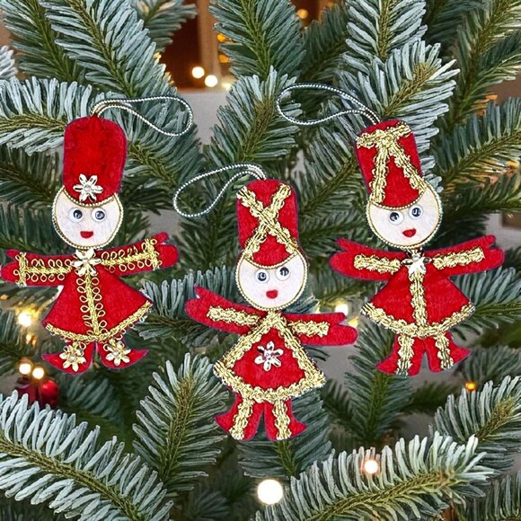 Vintage Red Felt Toy Soldier Ornaments w/ Googly Eyes & Gold Trim 1960s v1 - Picture 1 of 10